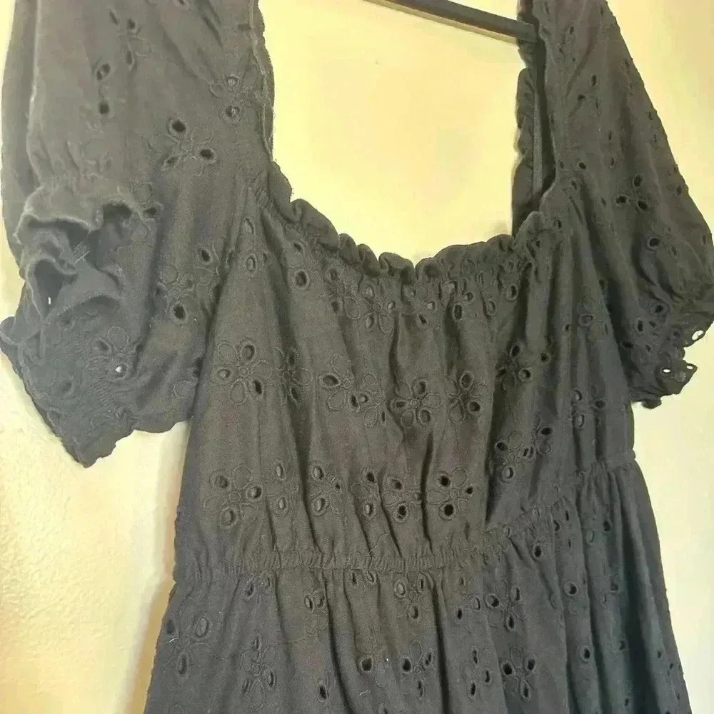NWOT ASOS Eyelet Short Sleeve Black Maxi Dress - Picture 2 of 6